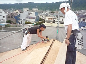 施工の様子｜屋根