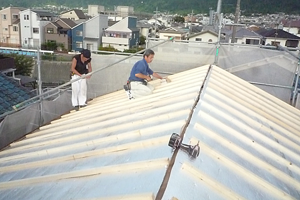 施工の様子｜屋根