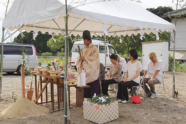 地鎮祭の様子