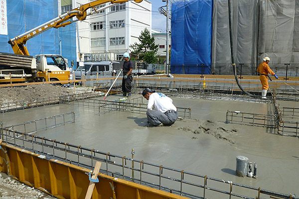 基礎工事｜ベースコン